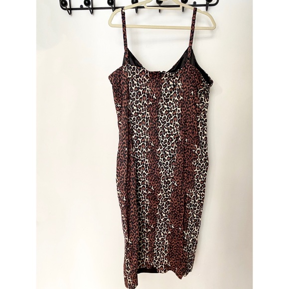 Pinup Girl Clothing Animal Print Dress - Picture 5 of 7
